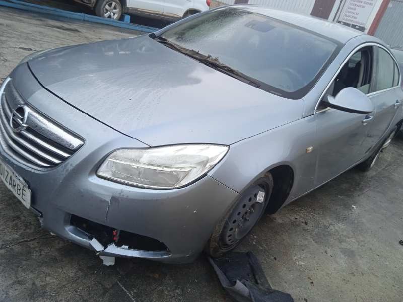 opel insignia berlina del año 2009