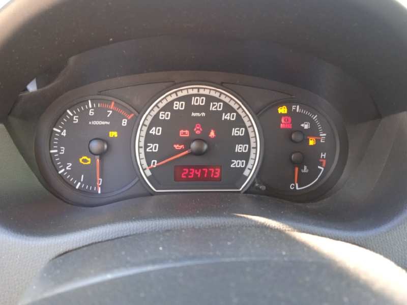 suzuki swift berlina (mz) del año 2005