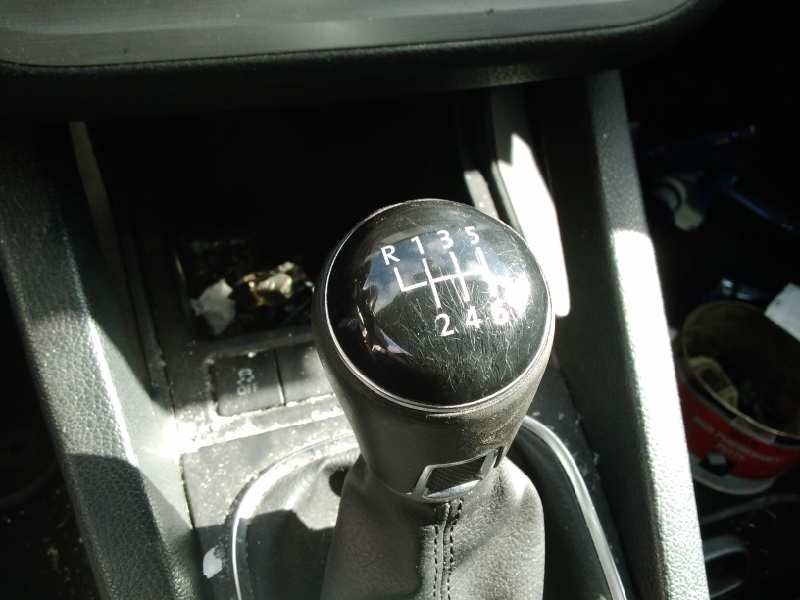 volkswagen scirocco (138) del año 2016