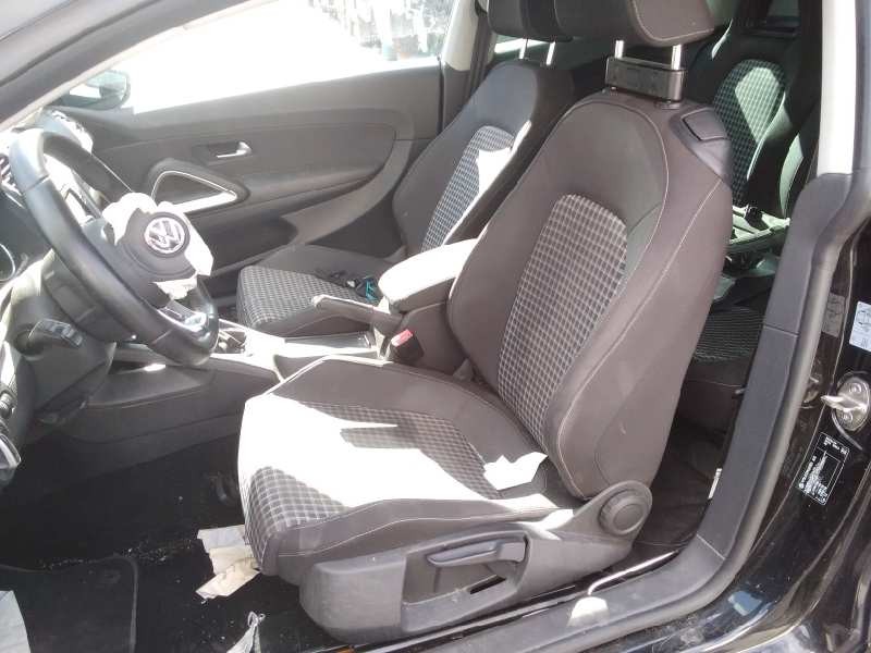 volkswagen scirocco (138) del año 2016