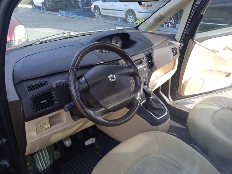 lancia musa (184) del año 2005