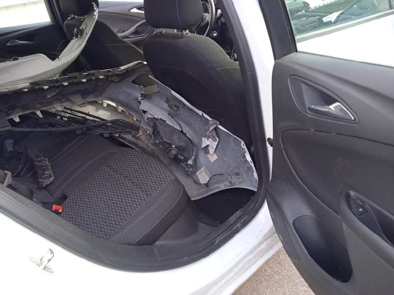 opel astra k lim. 5türig del año 2018