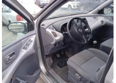 nissan almera tino (v10m) del año 2005 2