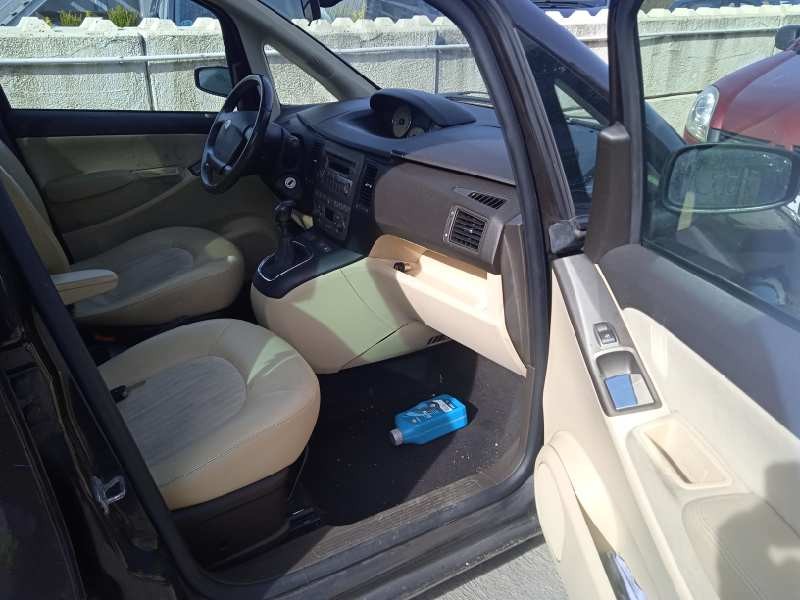 lancia musa (184) del año 2005