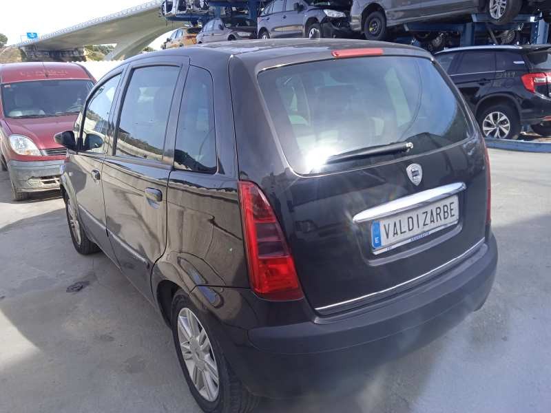 lancia musa (184) del año 2005