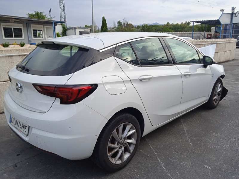 opel astra k lim. 5türig del año 2018