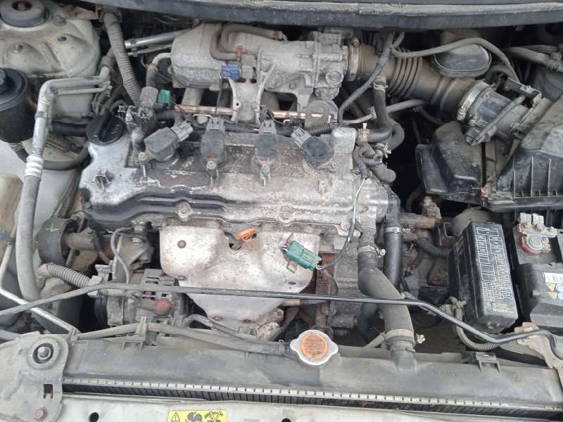 nissan almera tino (v10m) del año 2005