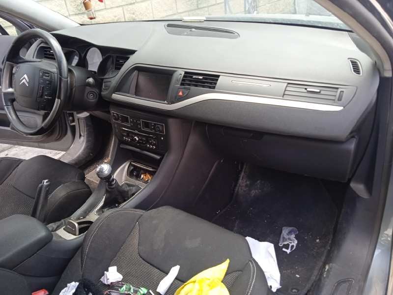 citroën c5 berlina del año 2009