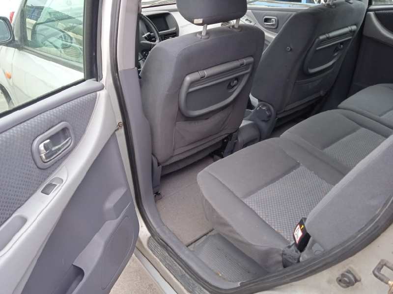 nissan almera tino (v10m) del año 2005