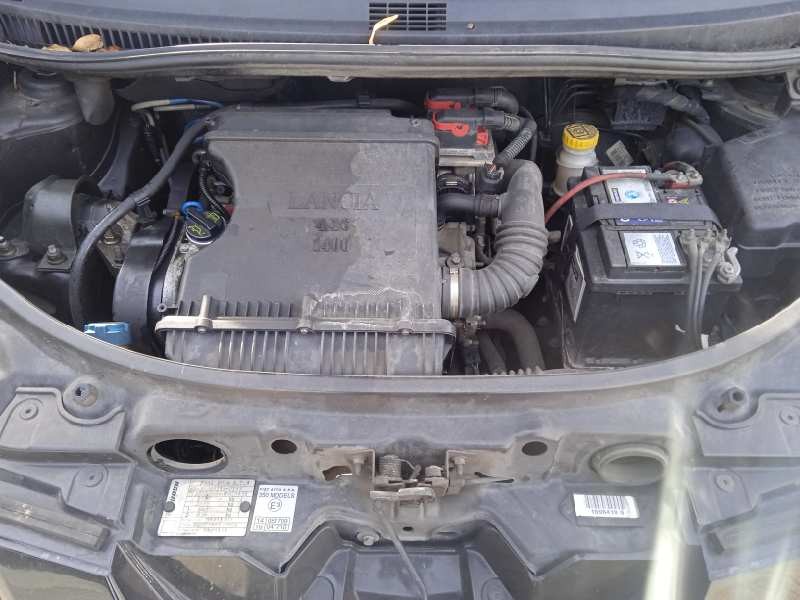 lancia musa (184) del año 2005