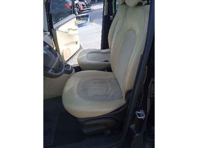 lancia musa (184) del año 2005