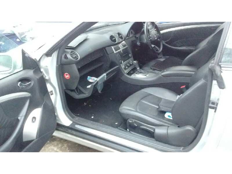 mercedes-benz clase clk (w209) coupe del año 2006