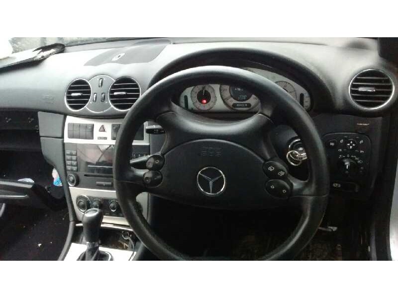mercedes-benz clase clk (w209) coupe del año 2006