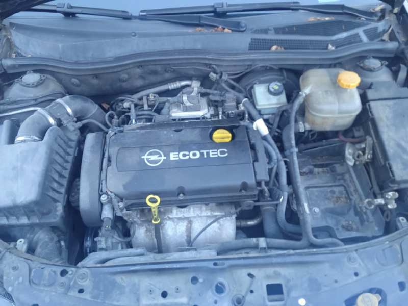 opel astra gtc del año 2007