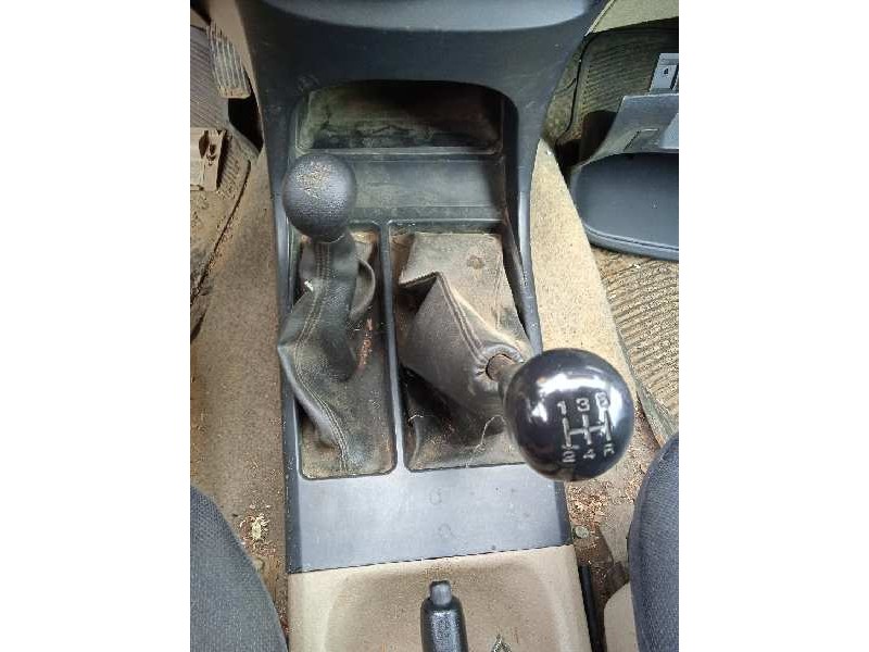 nissan terrano/terrano.ii (r20) del año 2003