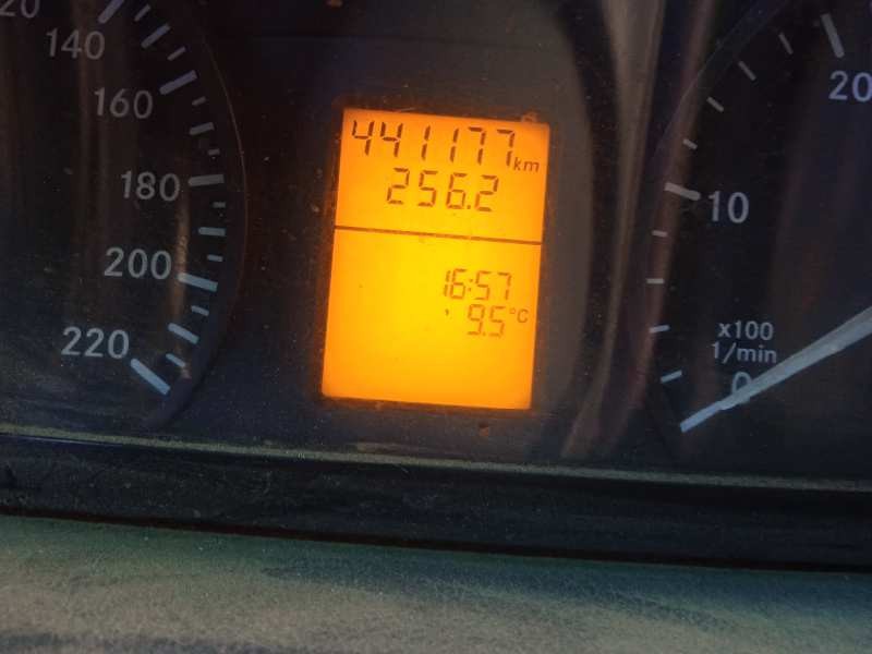 mercedes-benz vito caja cerrada 6.03  del año 2007