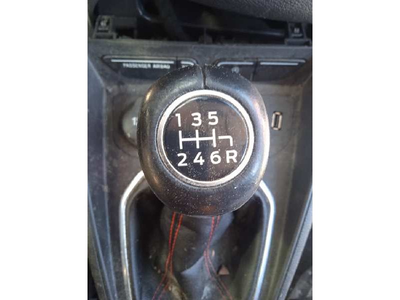 ford transit courier del año 2020