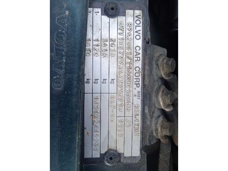 volvo s60 berlina del año 2004