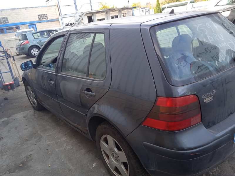 volkswagen golf iv berlina (1j1) del año 2000