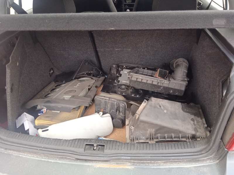 volkswagen golf iv berlina (1j1) del año 2000