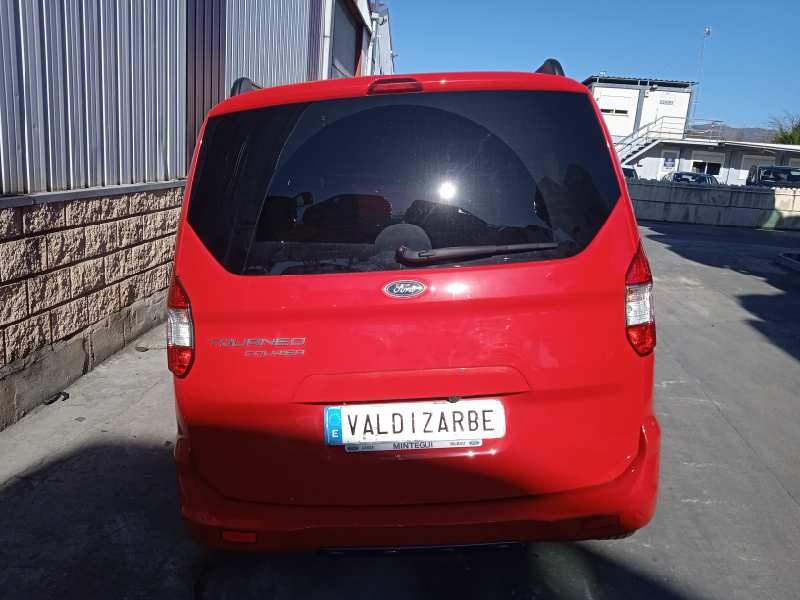 ford transit courier del año 2020