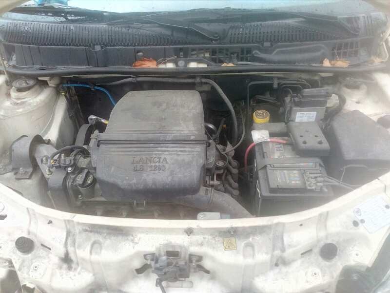 lancia ypsilon (101) del año 2006