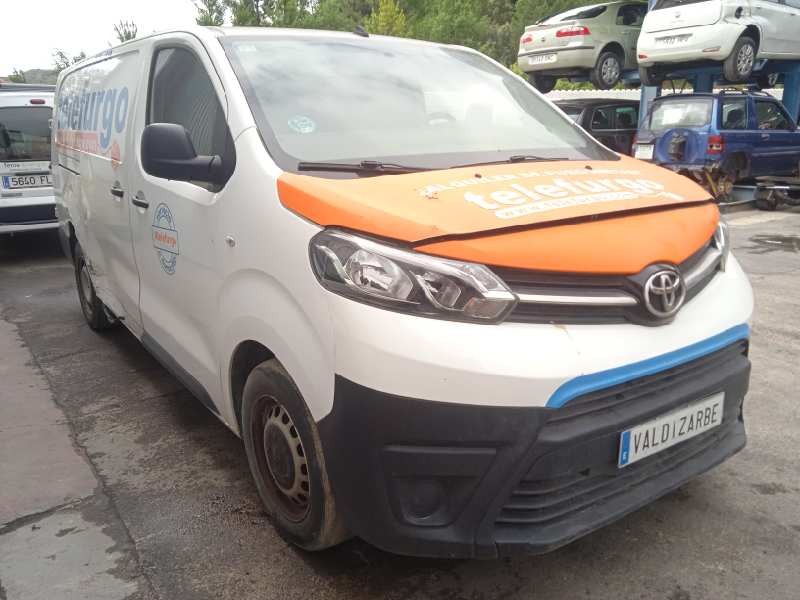 toyota proace verso del año 2017