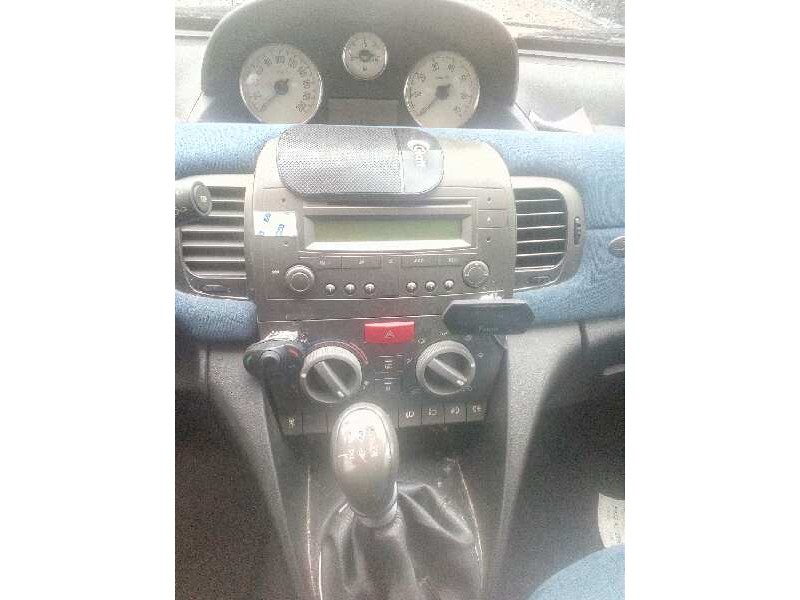 lancia ypsilon (101) del año 2006