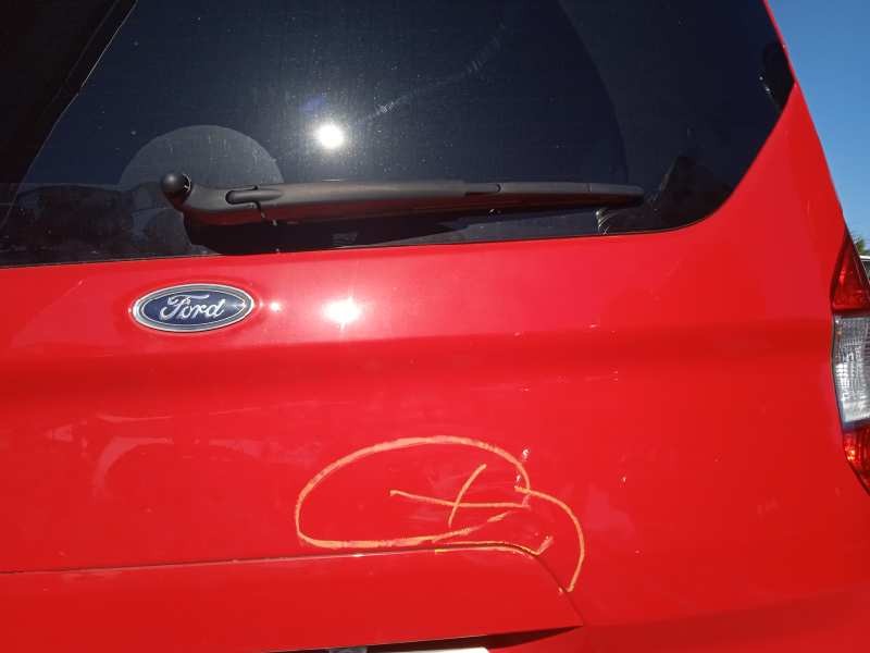 ford transit courier del año 2020