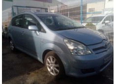 toyota corolla verso (r1) del año 2004