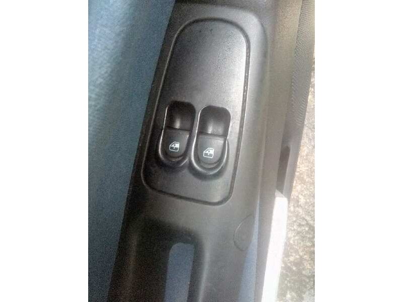 lancia ypsilon (101) del año 2006