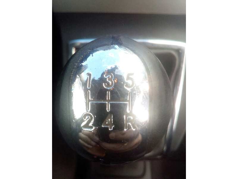 toyota corolla verso (r1) del año 2004