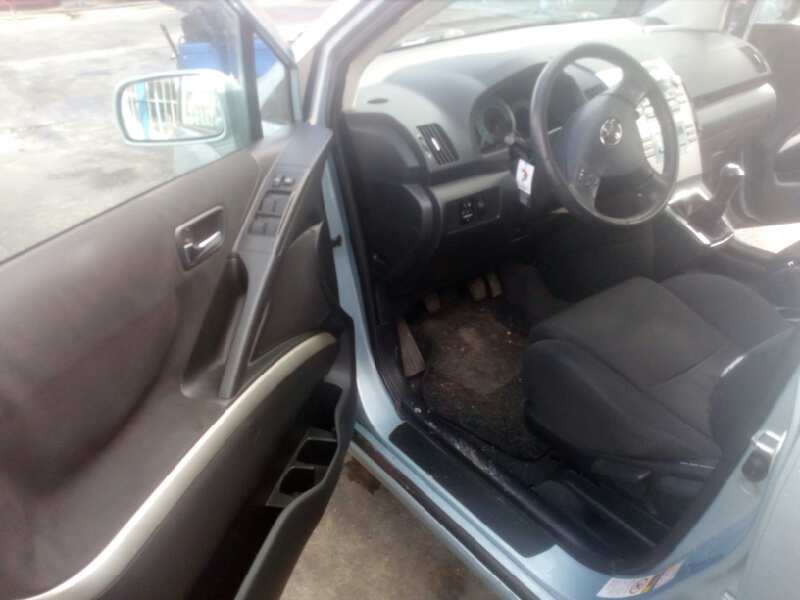 toyota corolla verso (r1) del año 2004