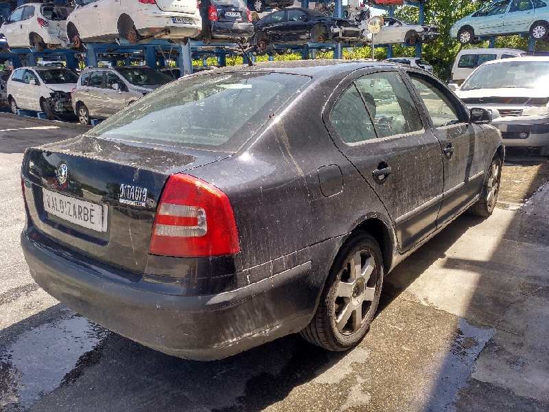 skoda octavia berlina (1z3) del año 2007
