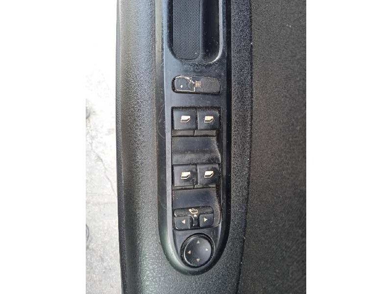 peugeot 407 del año 2004