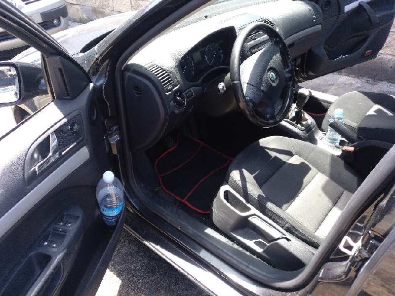 skoda octavia berlina (1z3) del año 2007