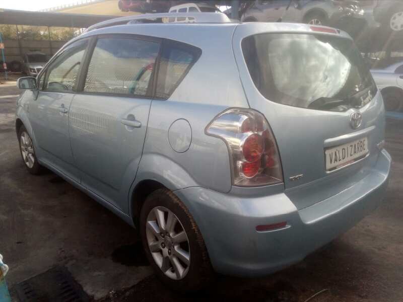 toyota corolla verso (r1) del año 2004