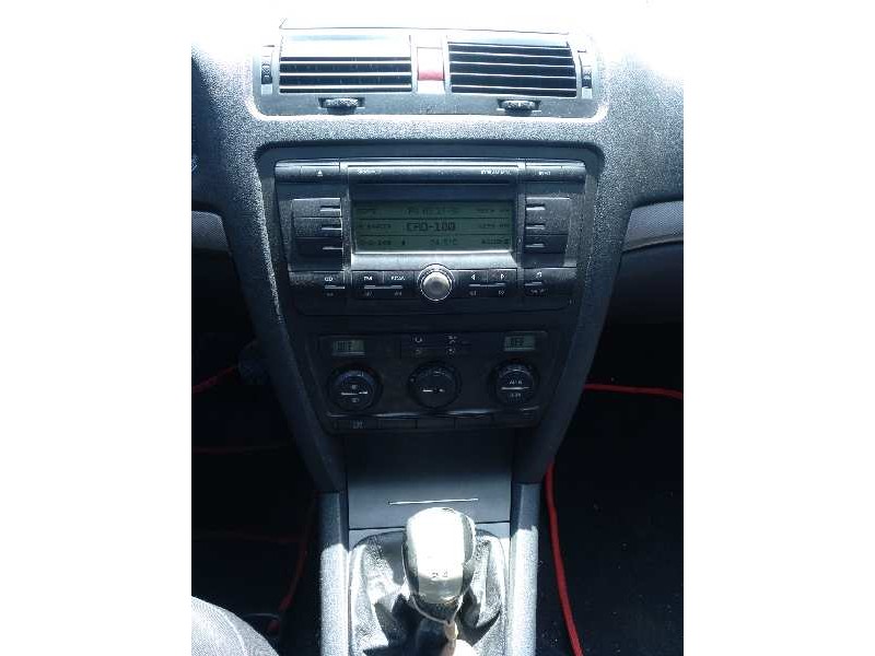 skoda octavia berlina (1z3) del año 2007