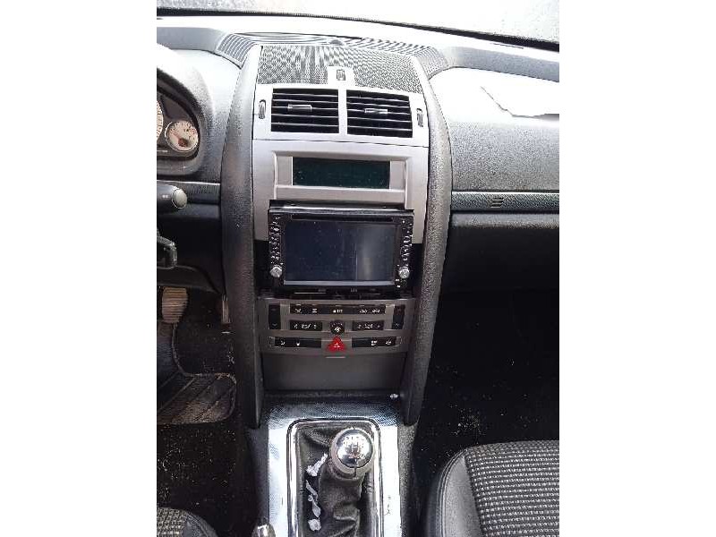 peugeot 407 del año 2004