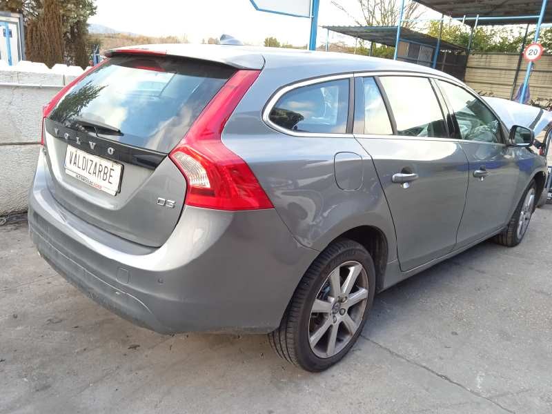 volvo v60 kombi del año 2015
