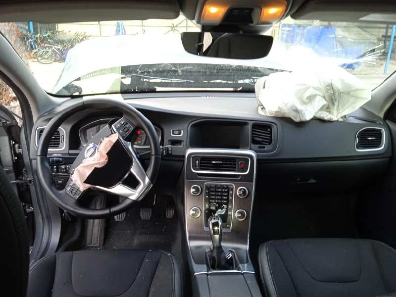 volvo v60 kombi del año 2015