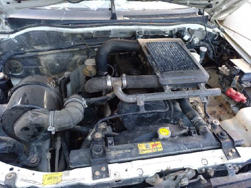 mitsubishi l 200 (k6/7) del año 2000