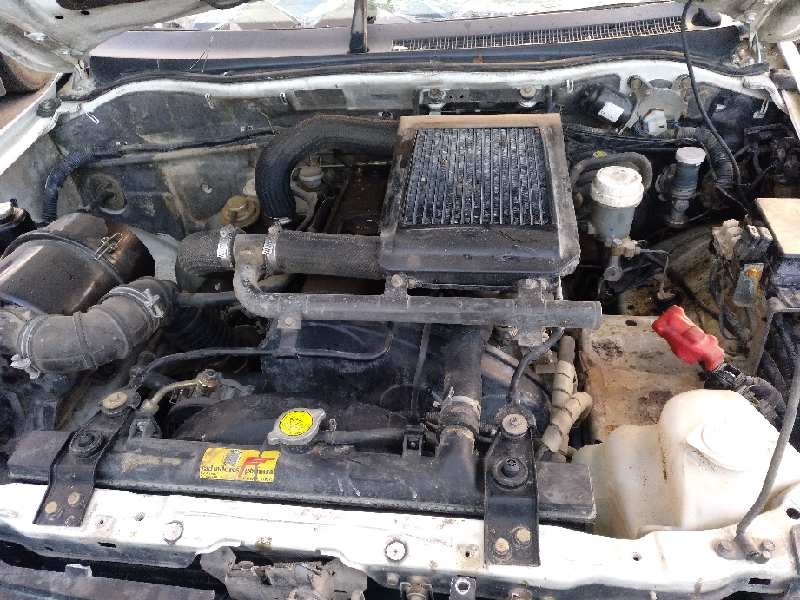 mitsubishi l 200 (k6/7) del año 2000