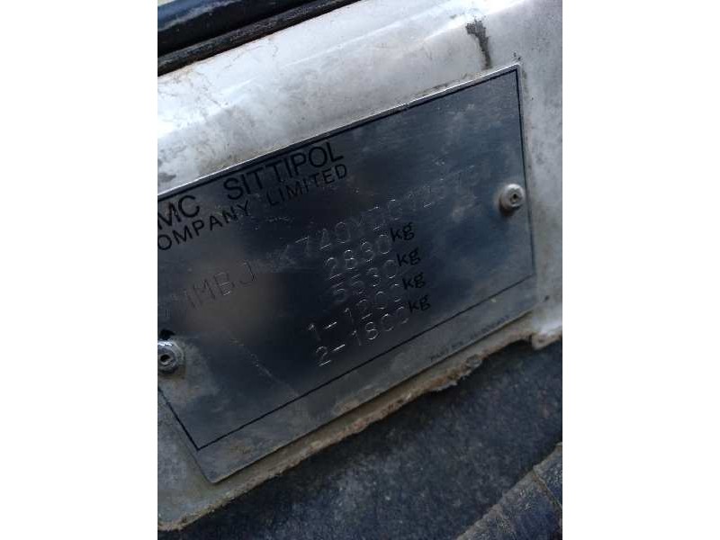 mitsubishi l 200 (k6/7) del año 2000