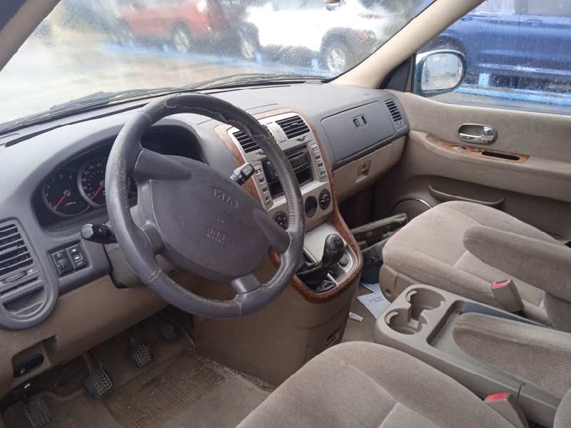 kia carnival ii del año 2003