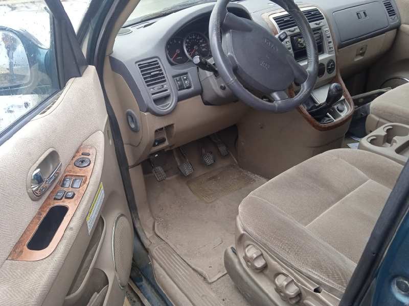 kia carnival ii del año 2003