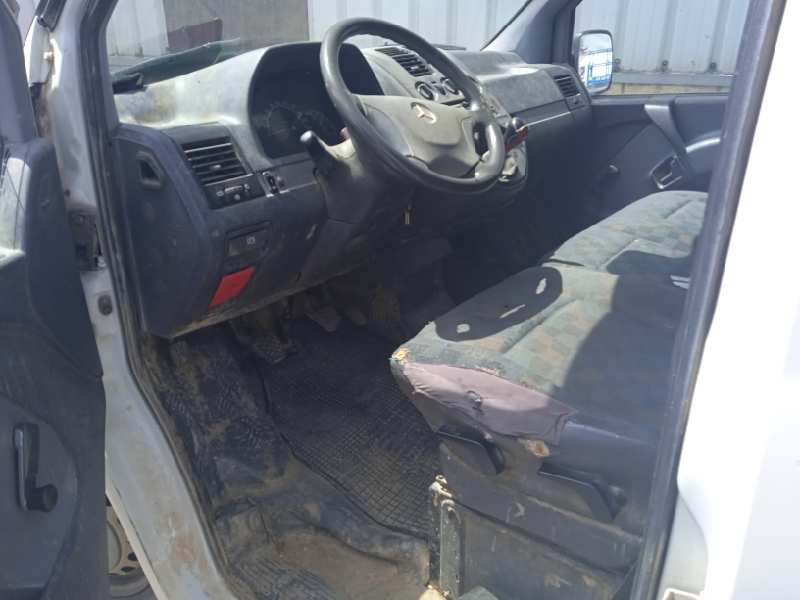mercedes-benz vito (w638) caja cerrada del año 2000