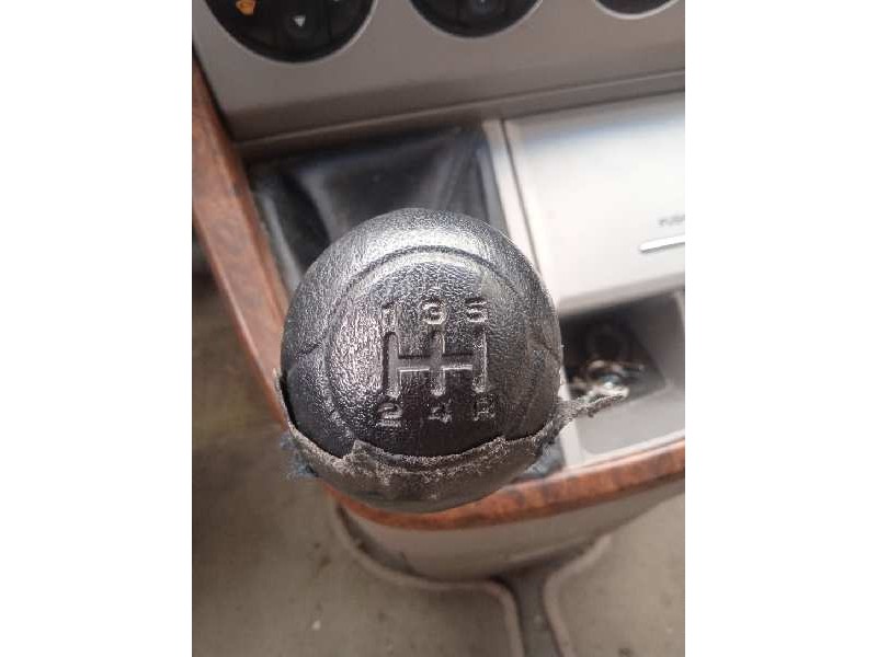 kia carnival ii del año 2003