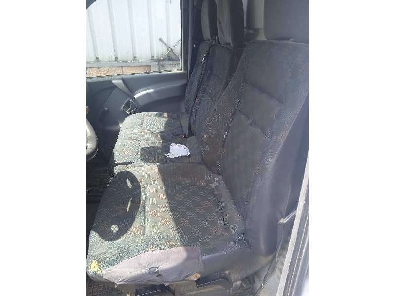 mercedes-benz vito (w638) caja cerrada del año 2000