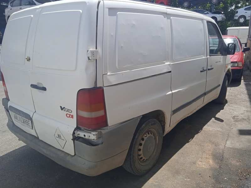 mercedes-benz vito (w638) caja cerrada del año 2000